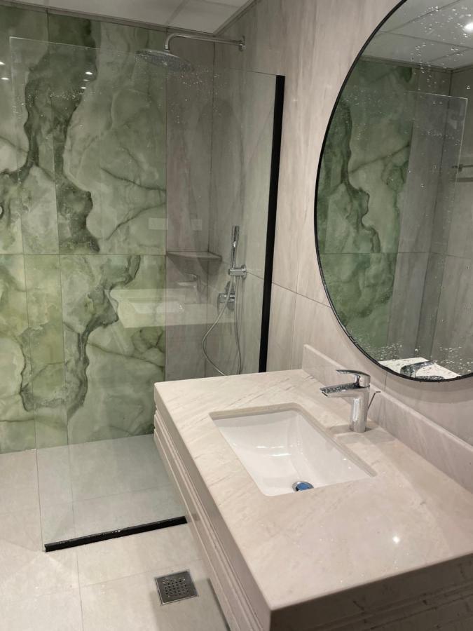Usmans 1 Bedroom 4 Beds Jbr Huge Sea View 120 Sqm 2 Balconies Dubai Exterior photo